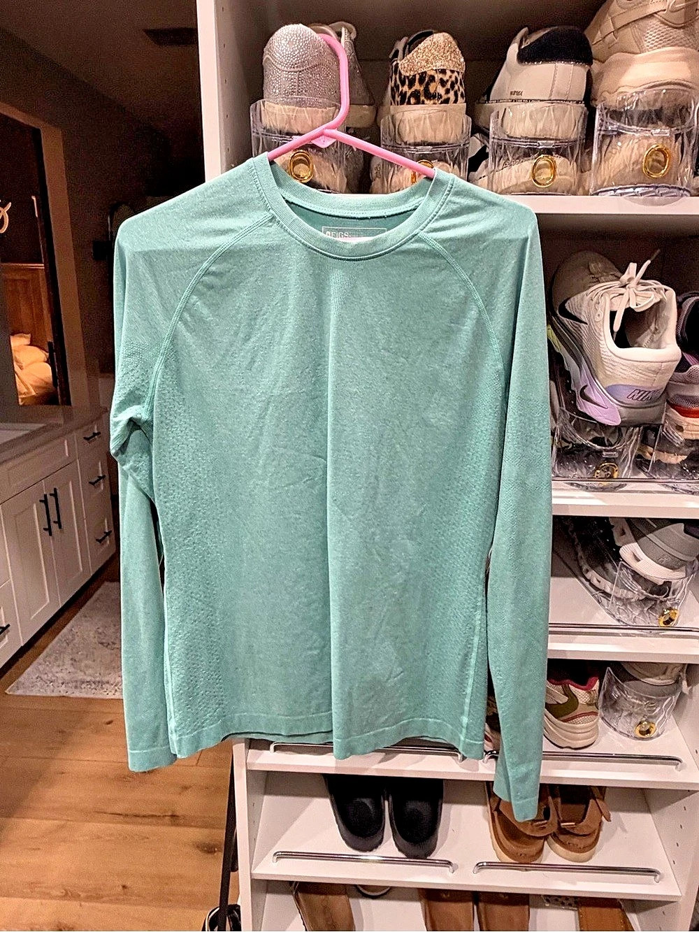 FIGS Women’s Salta Long-Sleeve Seaglass
